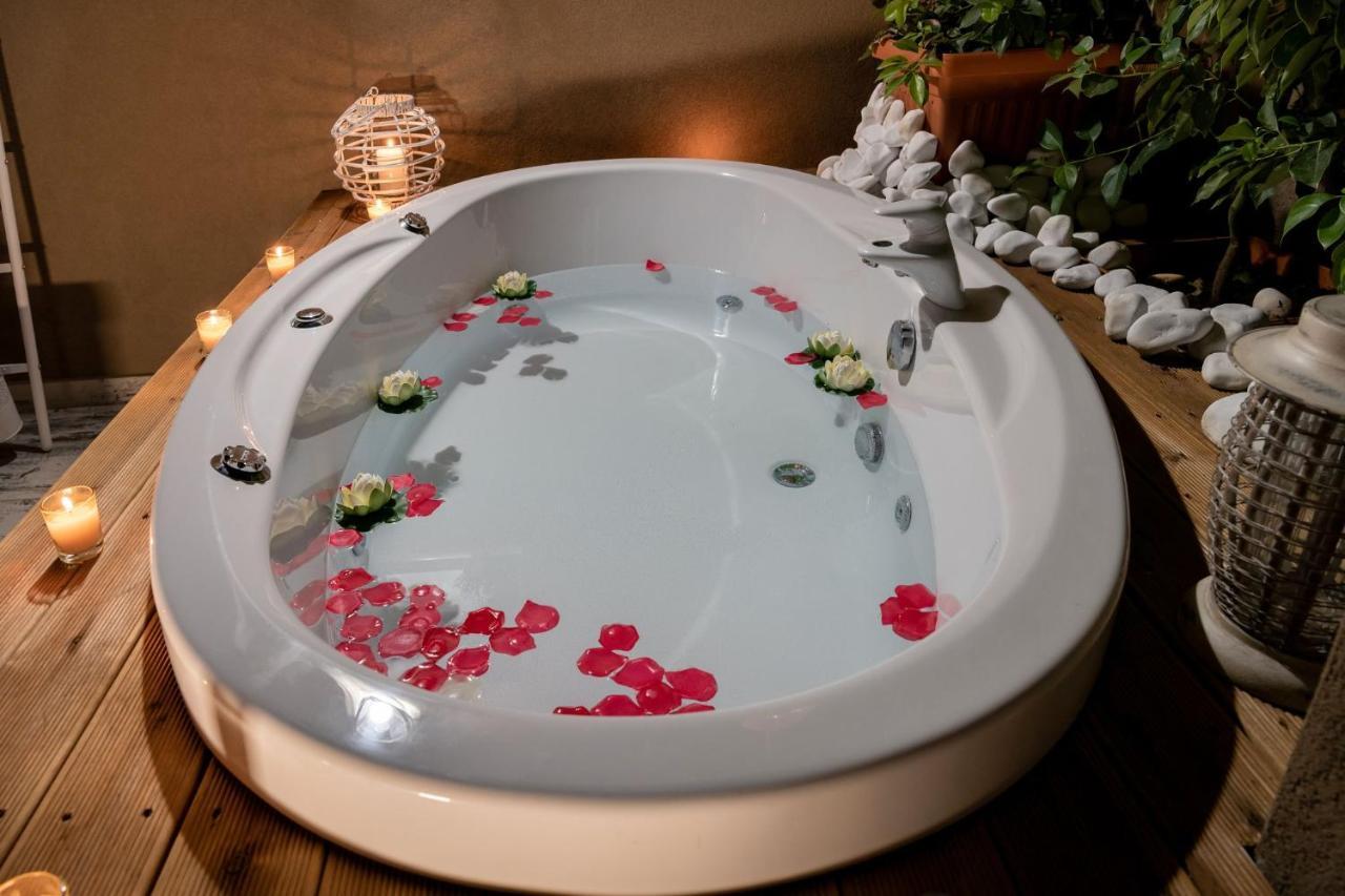 Castello Luxury Residence With Private Jacuzzi La Canée Extérieur photo